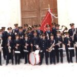 Unión Musical de Fuente-Álamo (Albacete). Bajo la dirección de D. Juan Vizcaíno García. Puerta de la Iglesia 1979